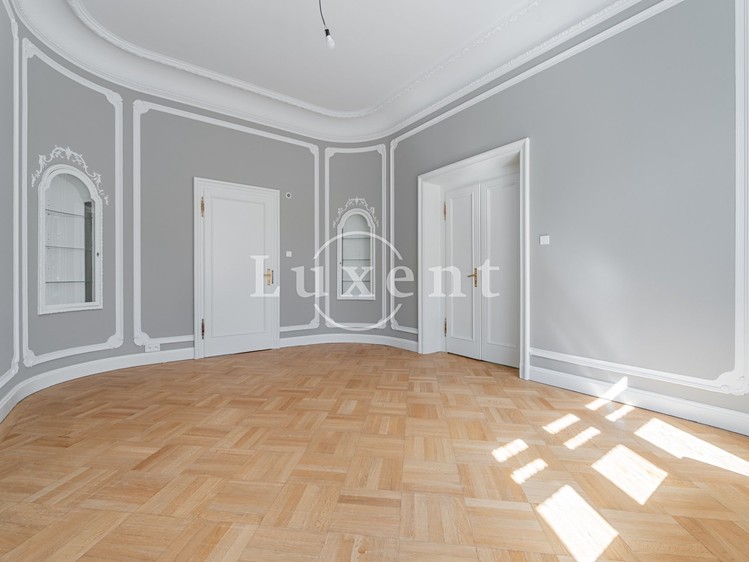 Будинок на продаж, 726 м² (13 з 29)