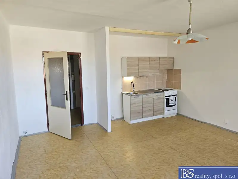Prodej bytu 1+kk 31 m², Ústí nad Labem – náhled fotky 1