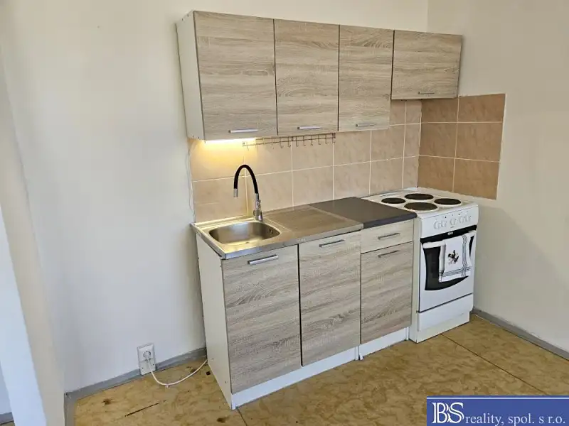 Prodej bytu 1+kk 31 m², Ústí nad Labem – náhled fotky 3
