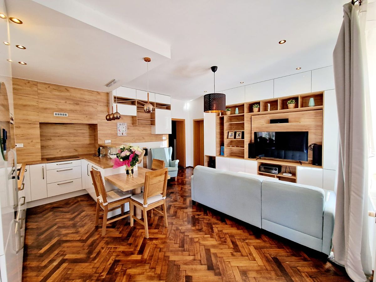 Prodej bytu 4+kk 90 m² – fotografie 3
