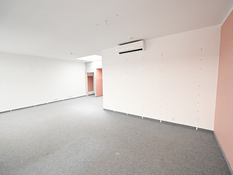 Pronájem komerčního prostoru, 60 m² (4 z 7)