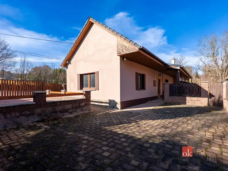 Prodej rodinného domu 144 m², pozemek 699 m², Popovice – náhled fotky 1