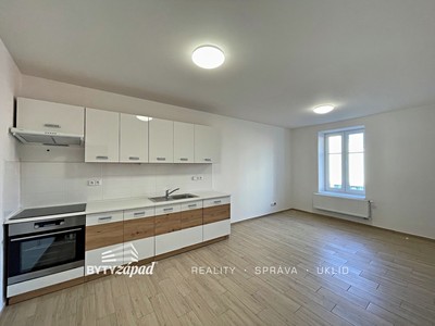 Pronájem bytu 2+kk 37 m²