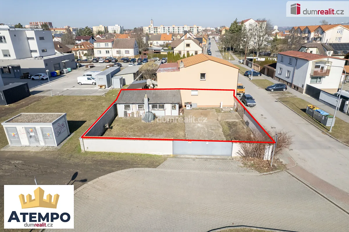 Pronájem výrobní haly, prostoru 298 m²
