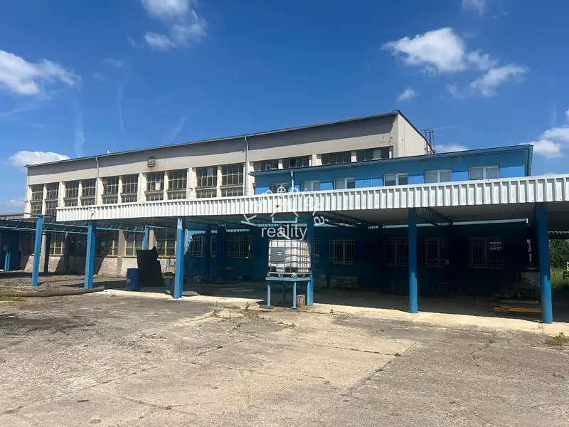 Pronájem výrobní haly, prostoru 1430 m², Dívčice – náhled fotky 1