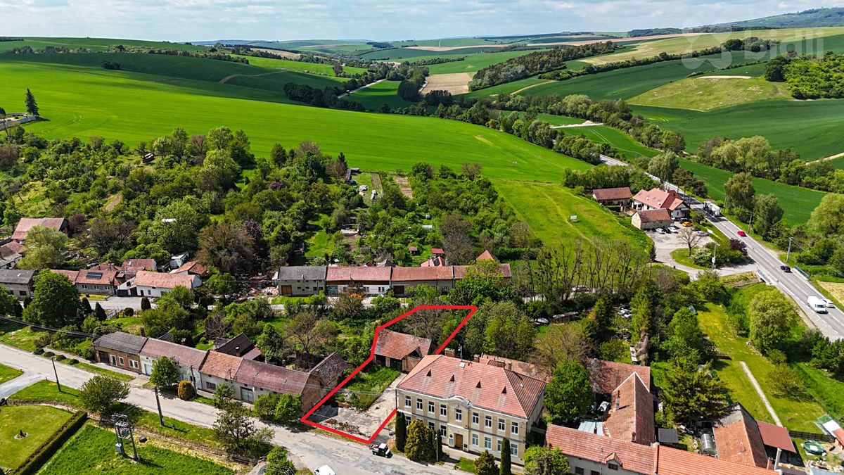 Prodej stavebního pozemku 815 m²