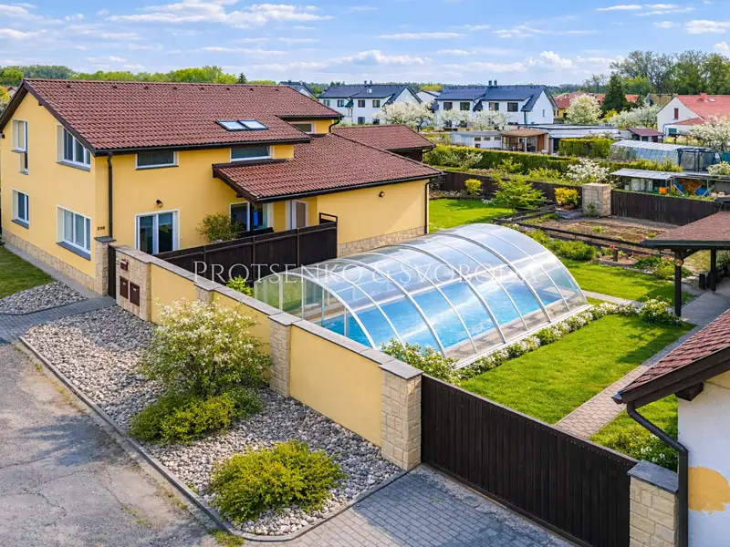 Prodej činžovního domu 283 m², Přerov nad Labem – náhled fotky 3
