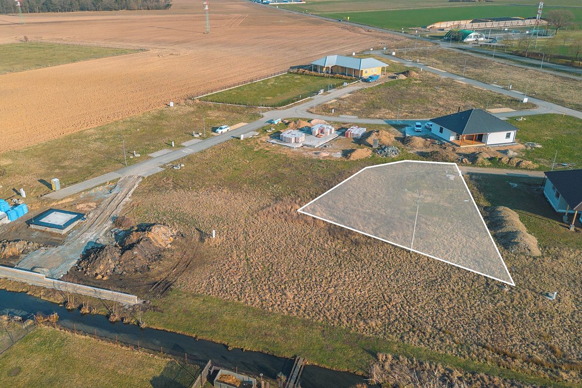 Prodej stavebního pozemku 1168 m²