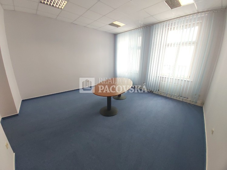 Комерційне приміщення в оренду, 145 м² (6 з 15)