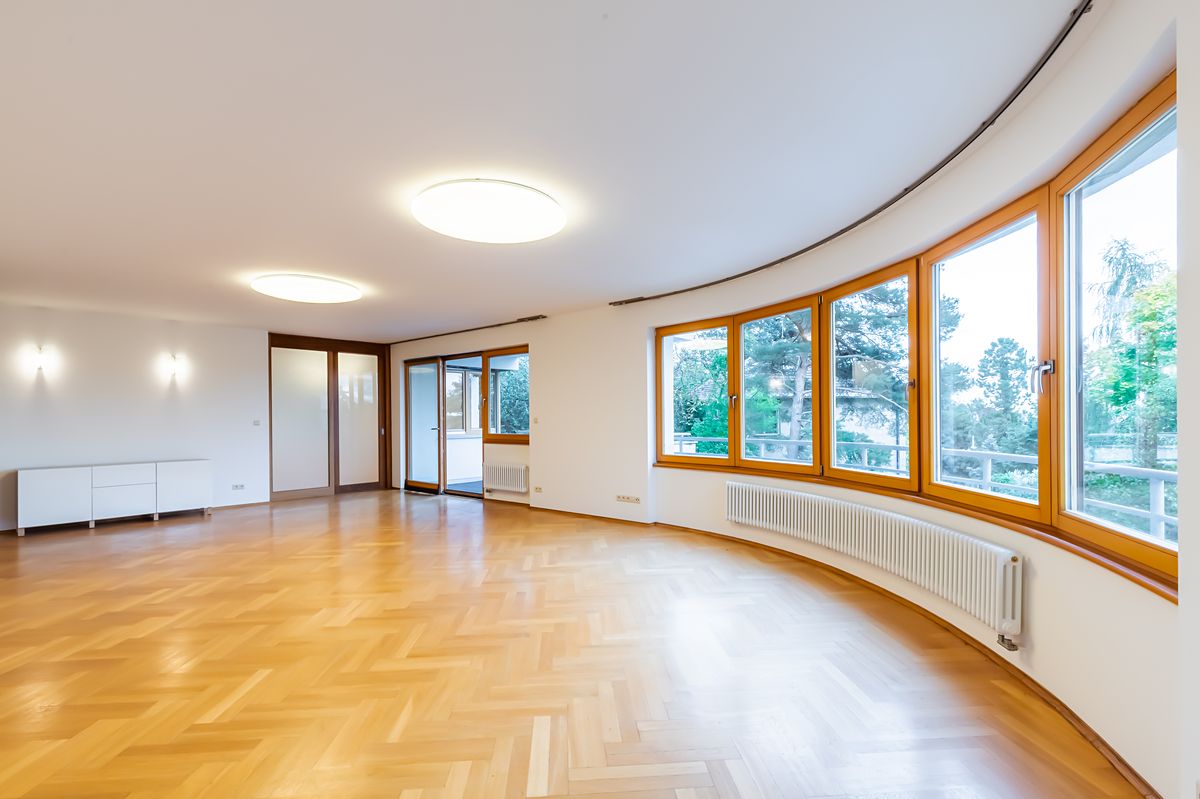 Pronájem bytu 5+1 181 m²