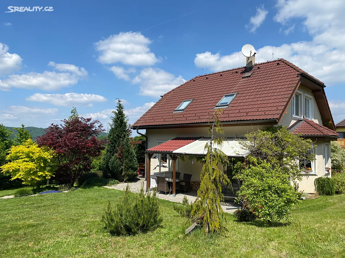 Prodej rodinného domu 150 m², pozemek 1321 m² – pohled 3