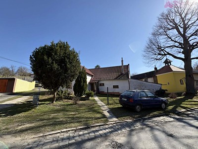 Prodej  rodinného domu 250 m², pozemek 582 m²