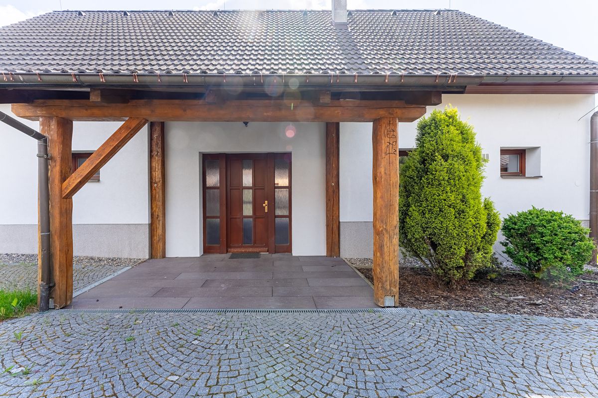 Prodej rodinného domu 150 m², pozemek 849 m²