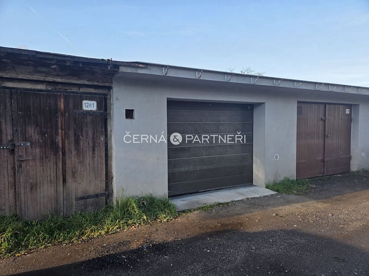 Prodej garáže 22 m² – fotografie 3
