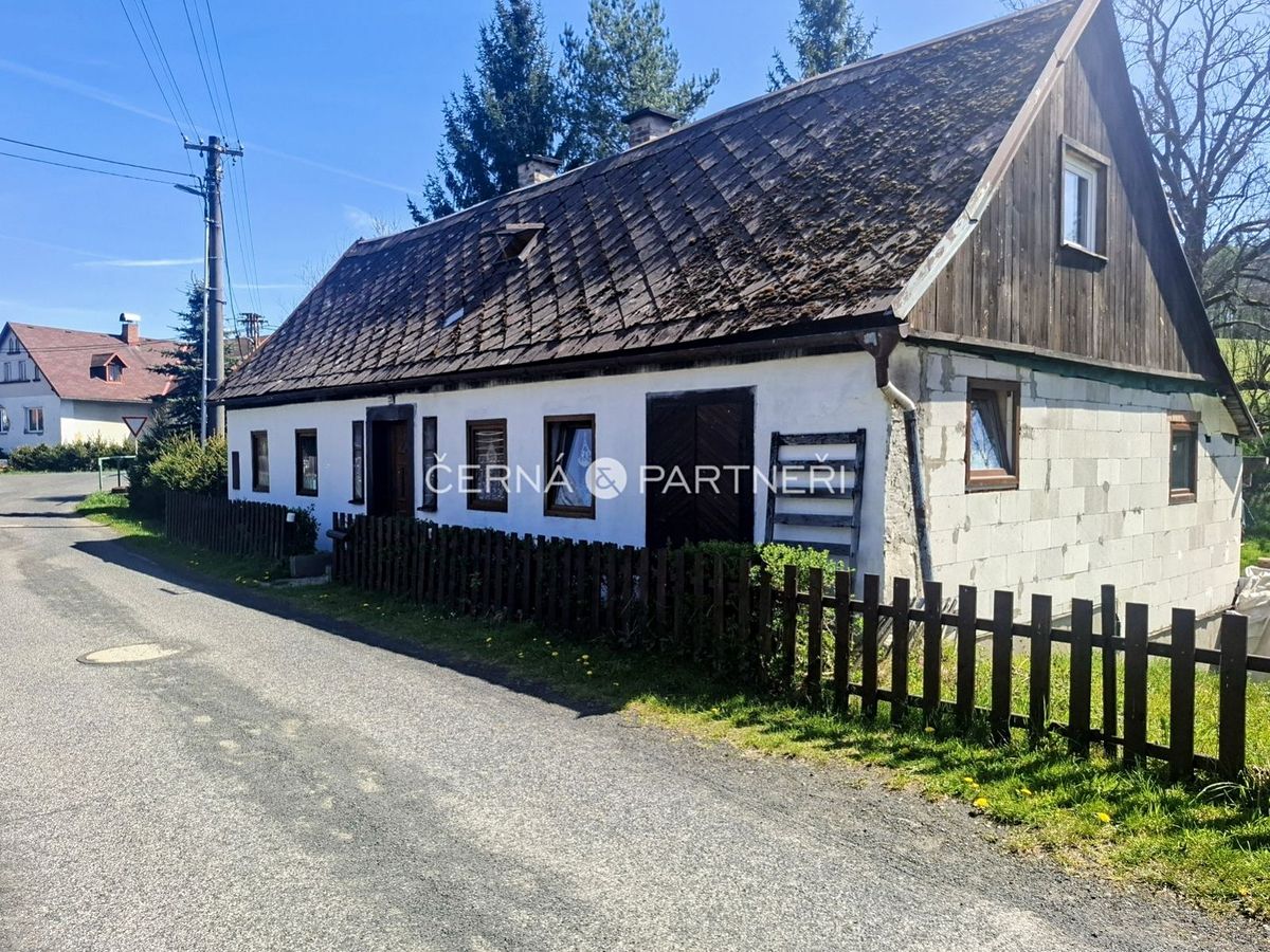 Prodej chalupy 115 m², pozemek 565 m² – fotografie 2