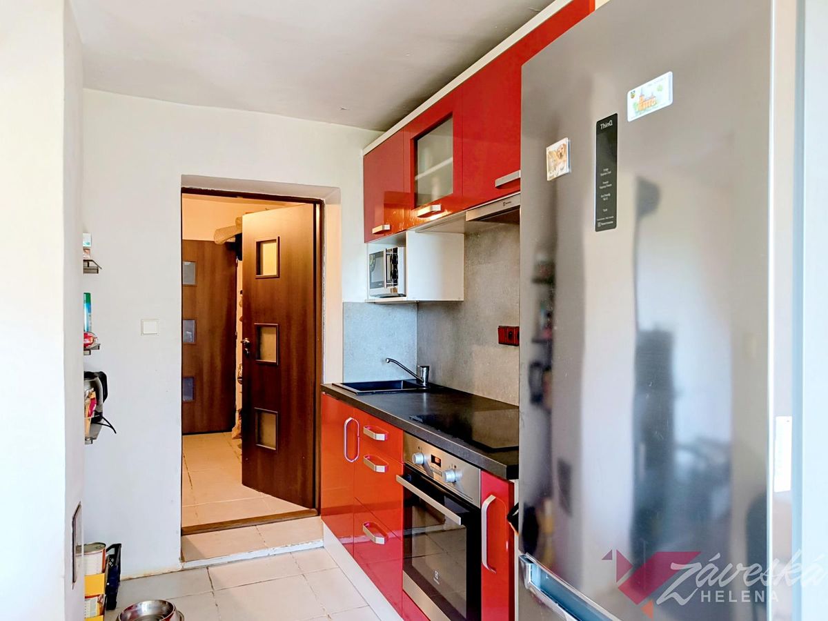 Prodej rodinného domu 130 m², pozemek 1571 m² – fotografie 4