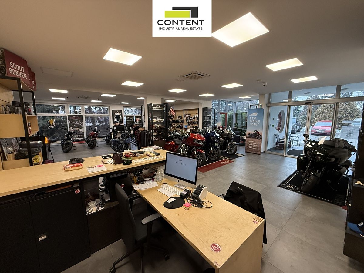 Pronájem kanceláře 830 m² – fotografie 2