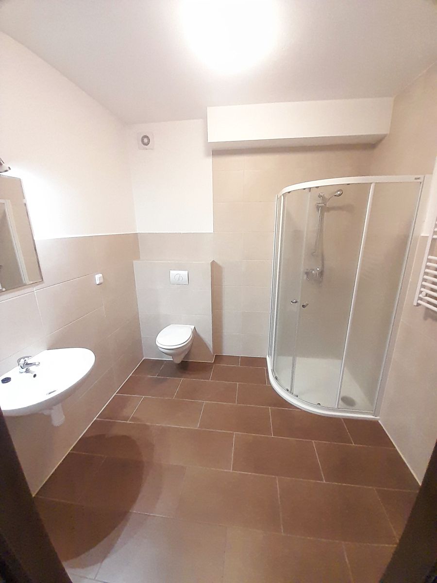 Pronájem bytu 1+kk 40 m² – fotografie 2