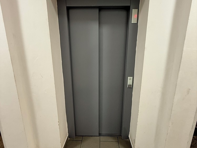 Комерційне приміщення в оренду, 183 м² (8 з 12)