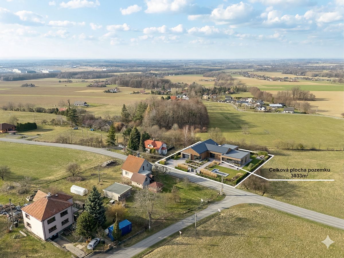 Prodej stavebního pozemku 3033 m² – fotografie 2