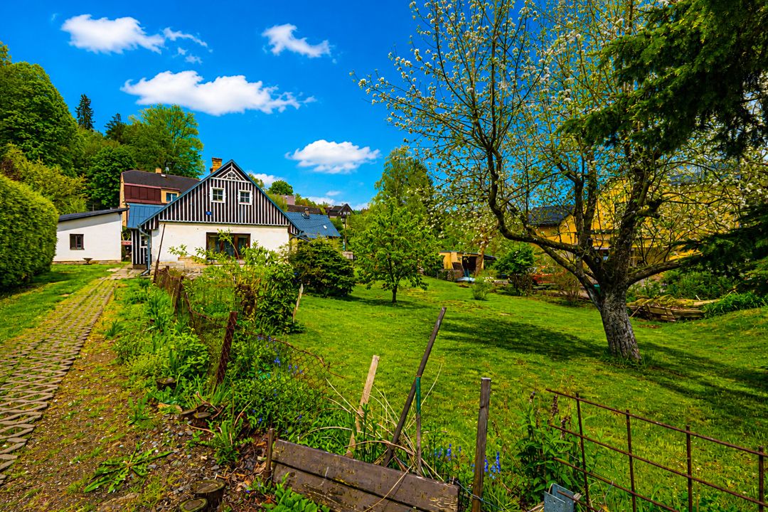 Prodej rodinného domu 120 m², pozemek 1548 m² – fotografie 2