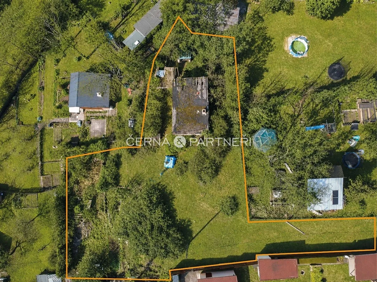 Prodej stavebního pozemku 1253 m²