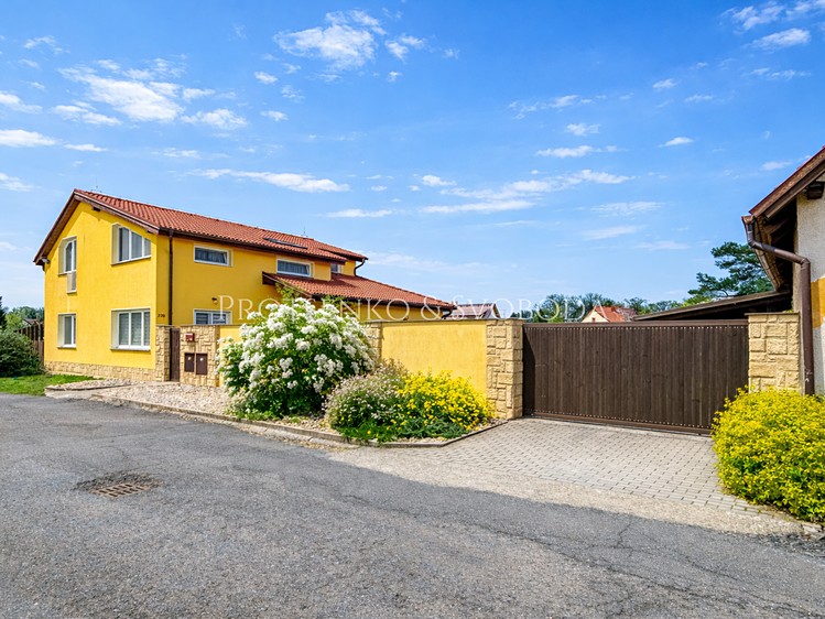Prodej komerčního prostoru, 283 m² (13 z 26)