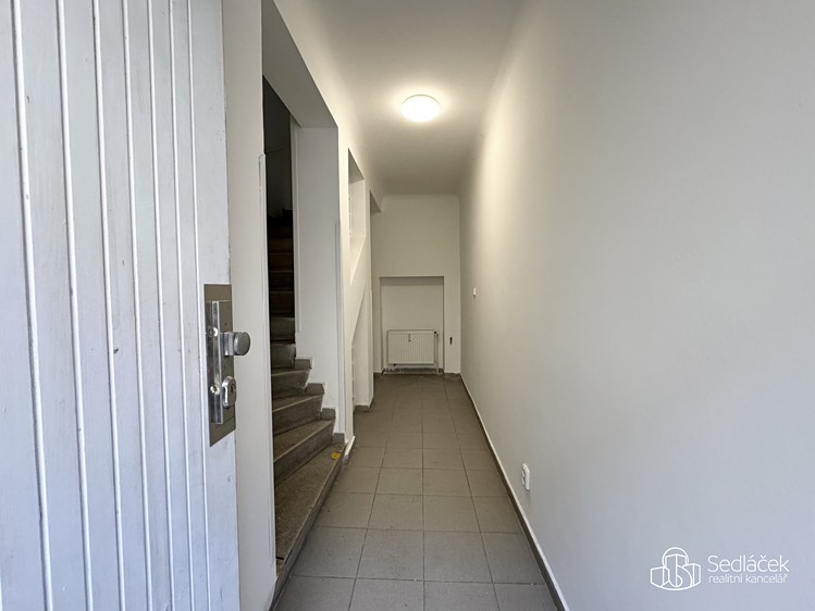 Комерційне приміщення в оренду, 102 м² (18 з 24)
