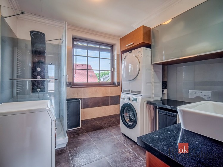 Будинок на продаж, 307 м² (20 з 35)