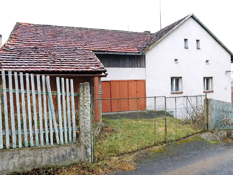 Prodej rodinného domu 140 m², pozemek 556 m², Dolní Hbity – náhled fotky 2