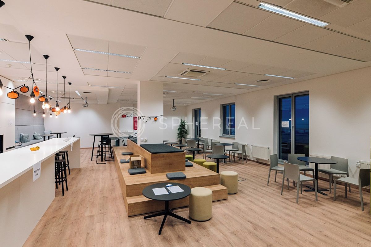 Pronájem kanceláře 209 m² – fotografie 5