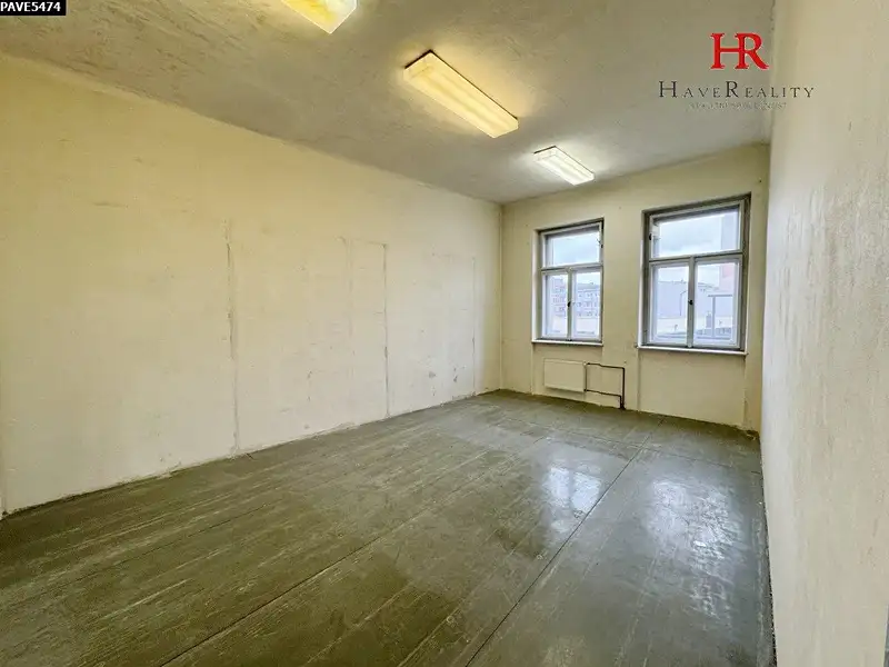 Pronájem skladového prostoru 112 m², Benešov – náhled fotky 3