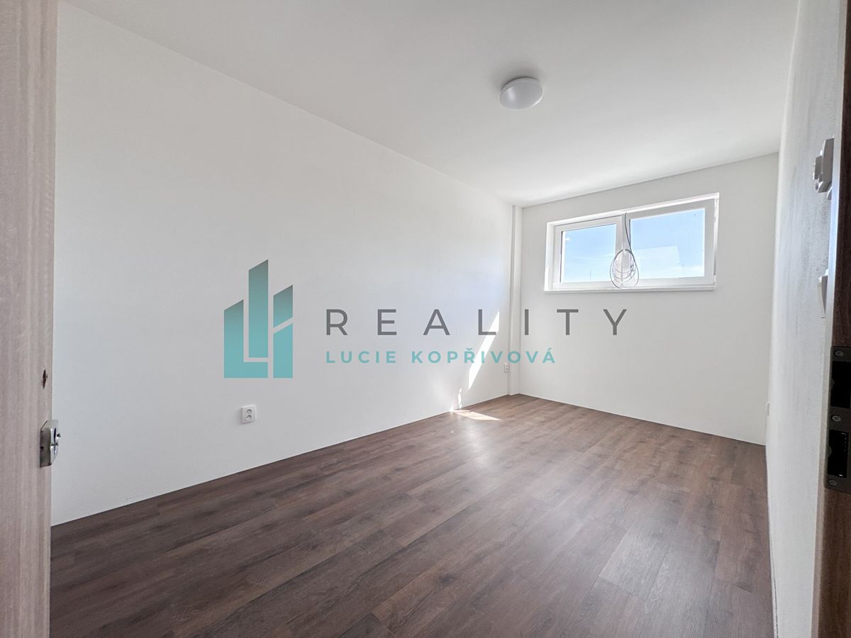 Pronájem bytu 3+kk 81 m² – fotografie 5