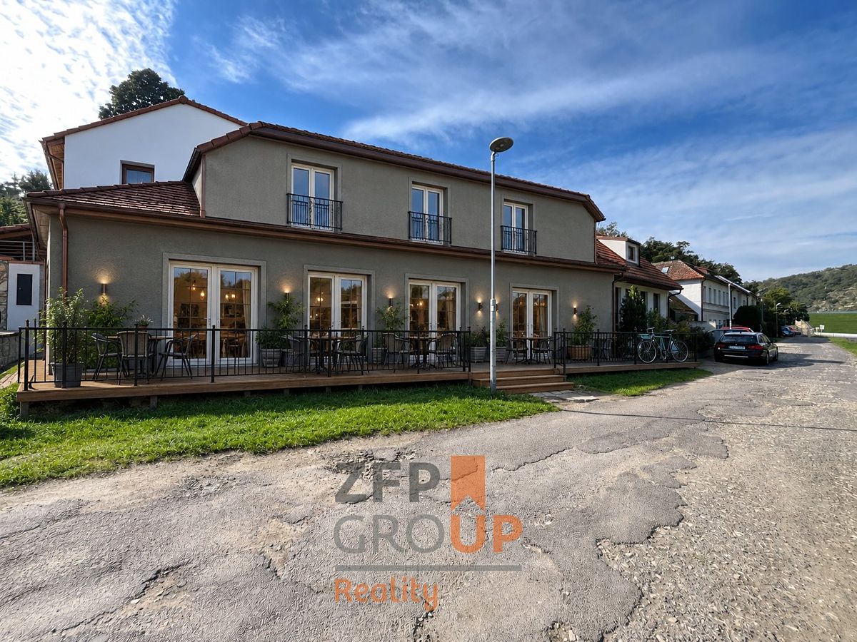 Prodej rodinného domu 71 m², pozemek 372 m² – fotografie 2