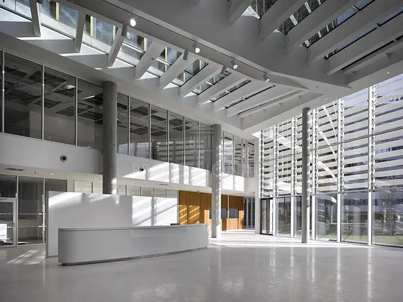 Pronájem kanceláře 564 m², Praha – náhled fotky 3