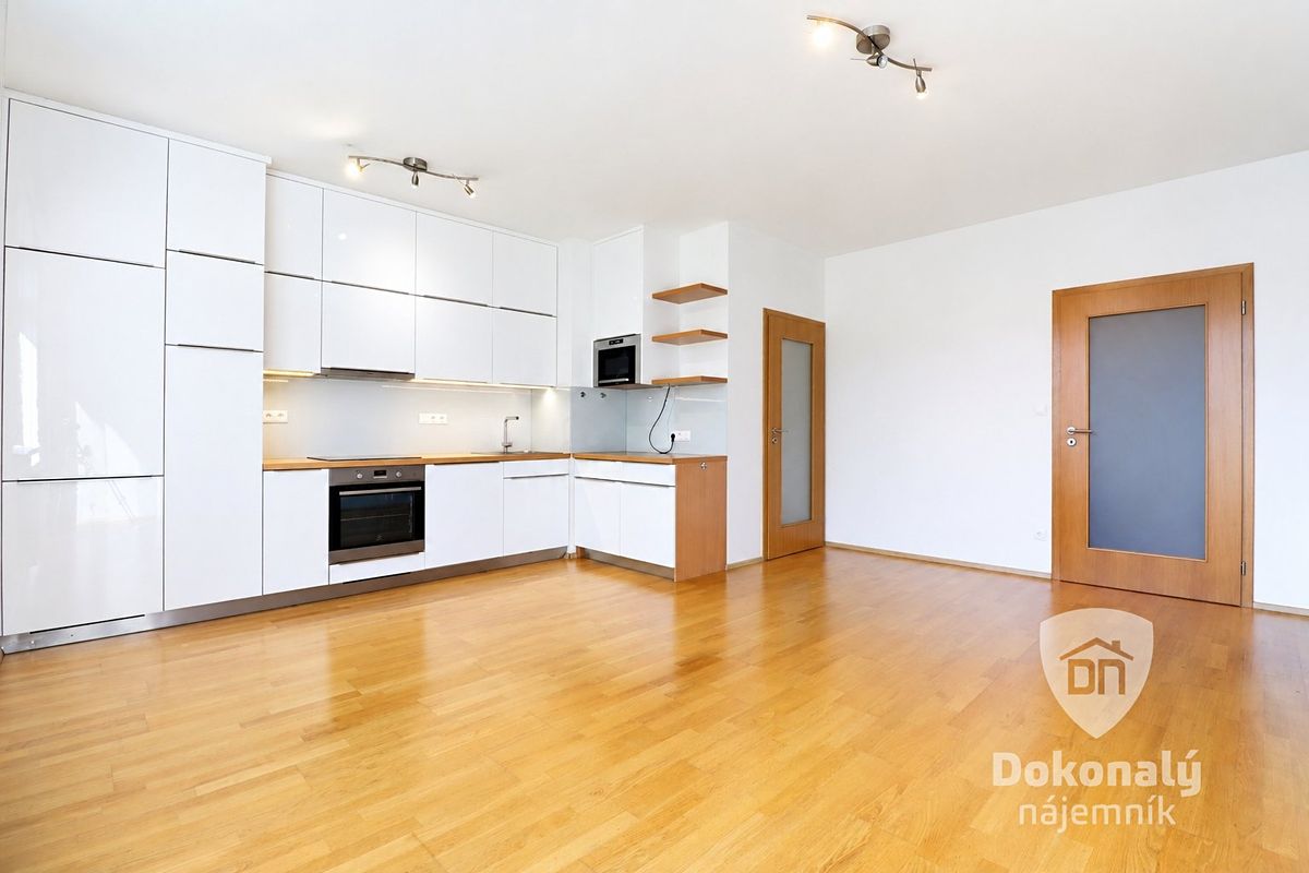 Pronájem bytu 3+kk 71 m²