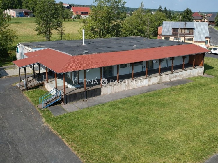 Gewerbefläche zum Kauf, 390 m² (1 von 18)