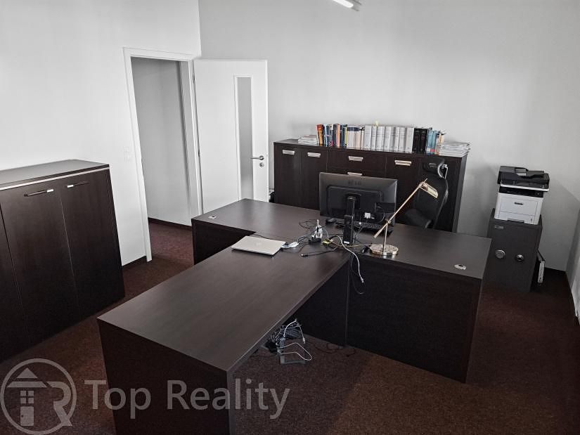 Pronájem kanceláře 107 m² – fotografie 5