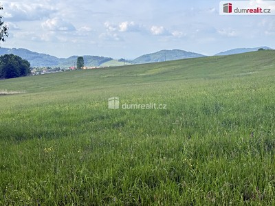 Prodej  stavebního pozemku 1 800 m²