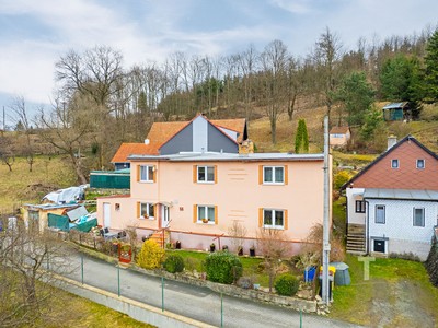 Prodej  vícegeneračního domu 220 m², pozemek 229 m²