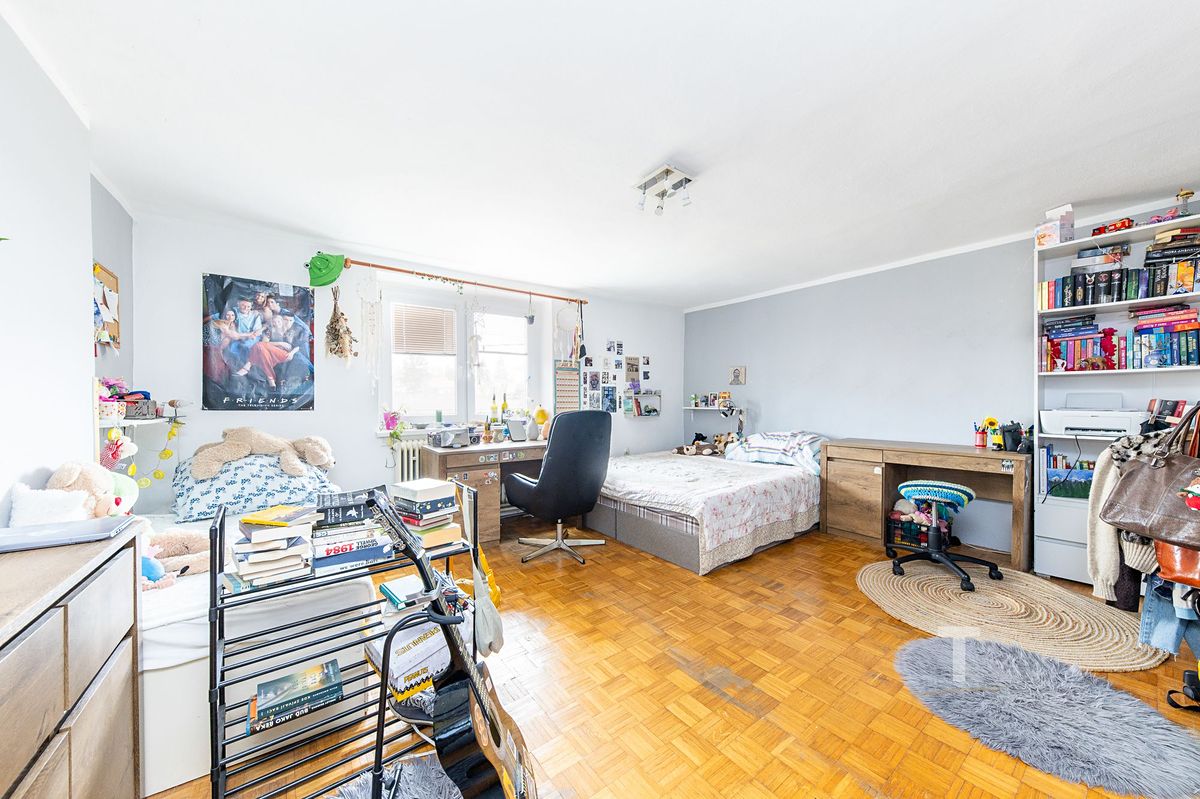 Prodej vícegeneračního domu 220 m², pozemek 229 m² – fotografie 5