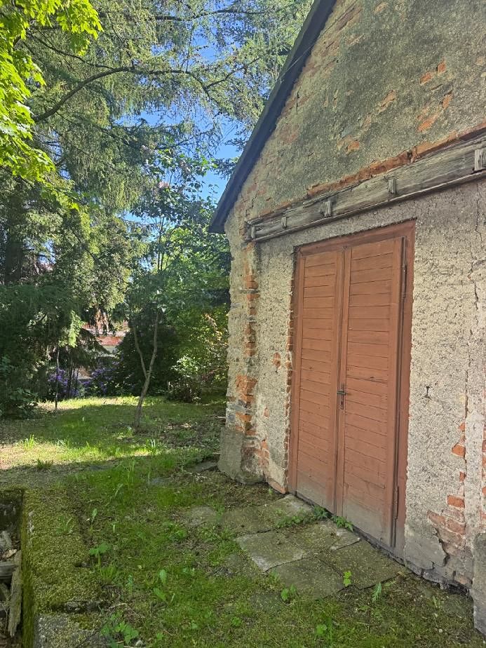 Prodej stavebního pozemku 900 m² – fotografie 2