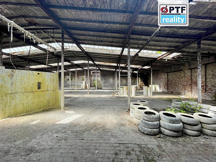 Комерційне приміщення на продаж, 8 000 м² (30 з 33)