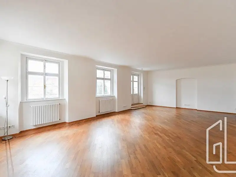 Pronájem bytu 4+1 178 m², Praha – náhled fotky 3