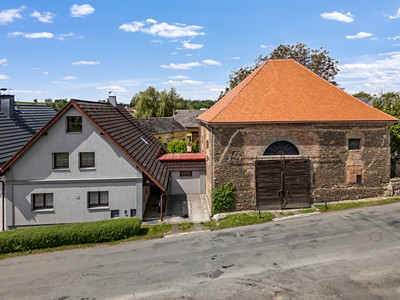 Prodej  rodinného domu 206 m², pozemek 715 m²