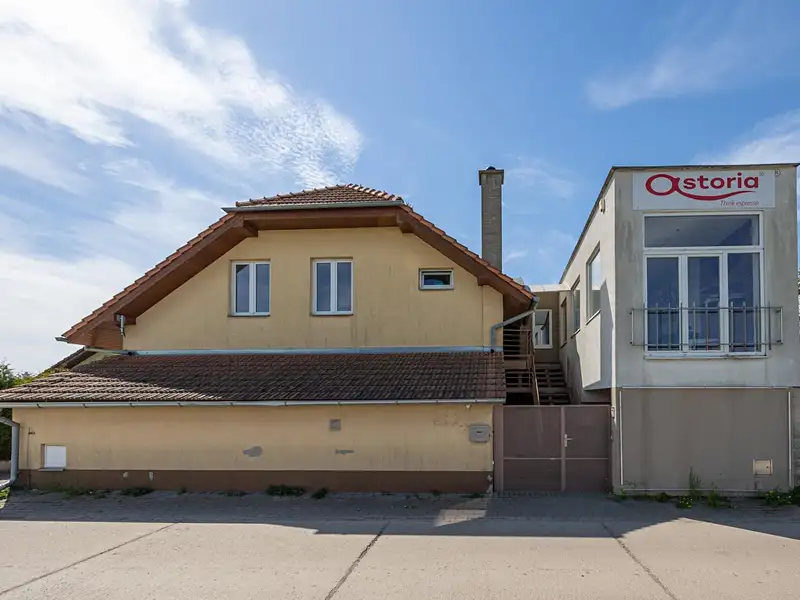 Prodej rodinného domu 283 m², pozemek 246 m², Brno – náhled fotky 2