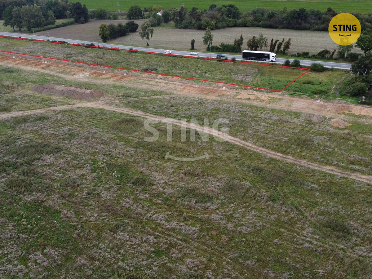 Prodej stavebního pozemku 541 m² – fotografie 3