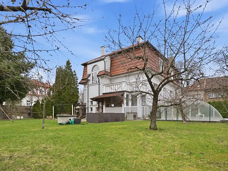 Prodej vily 321 m², pozemek 1044 m², Poděbrady – náhled fotky 1