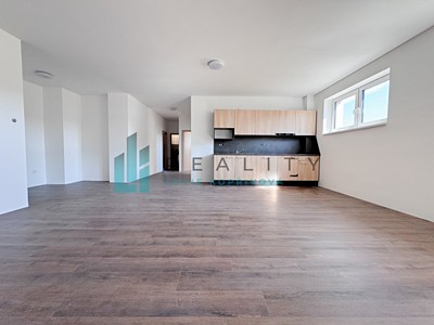 Квартира 3+kk в оренду, 81 м² (2 з 22)