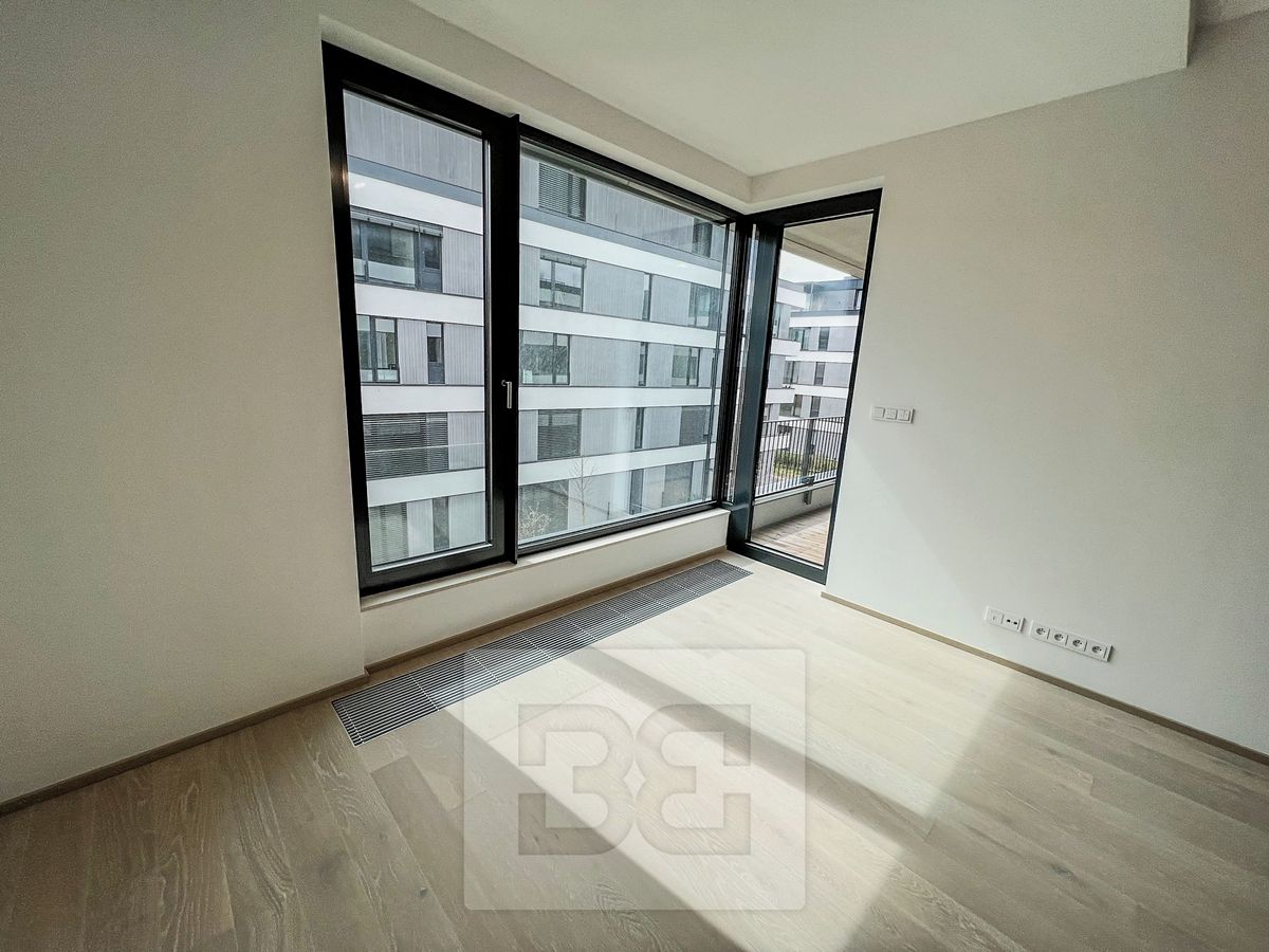 Pronájem bytu 3+kk 88 m²